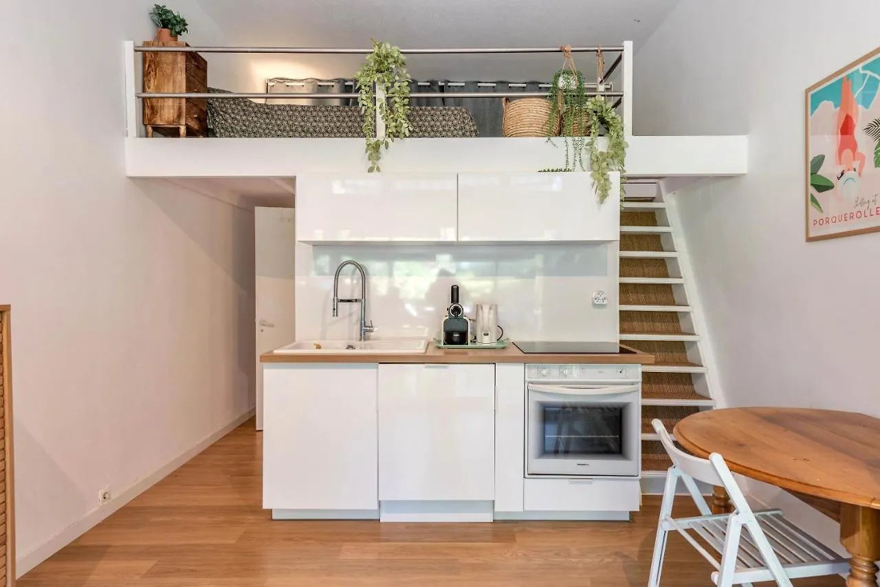 Appartement cosy Port ATHENA Bandol
